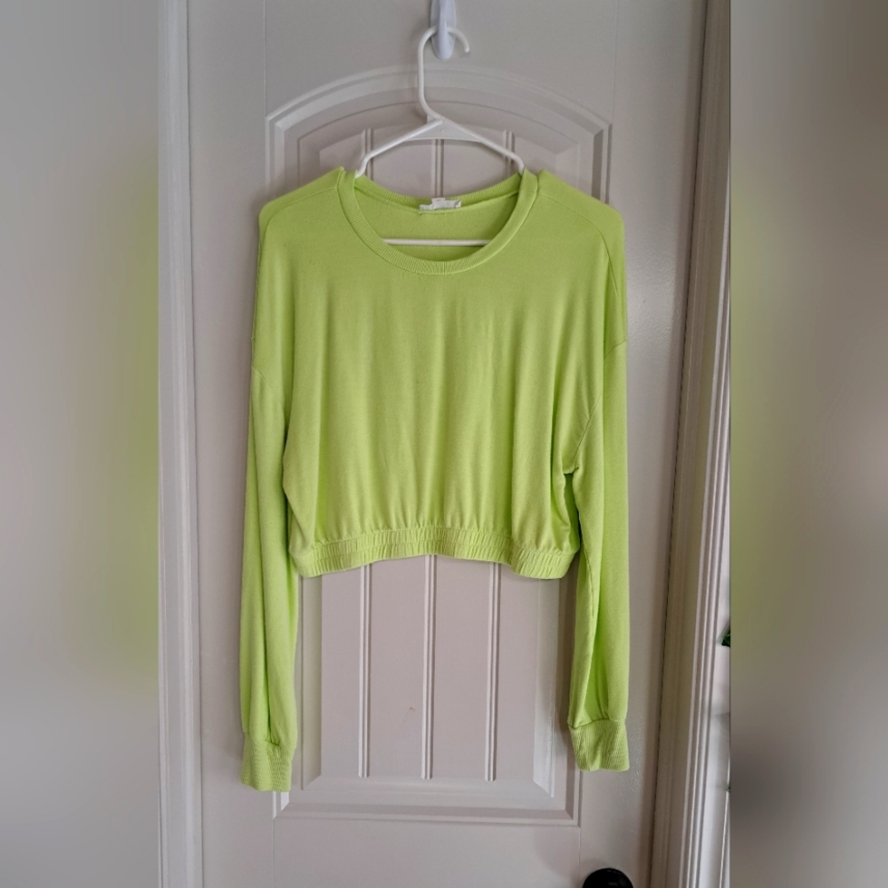 Work out half shirt